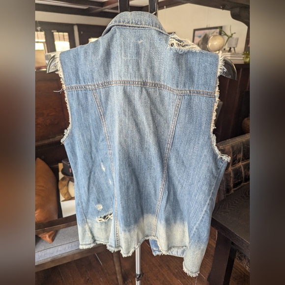 Jessica Simpson distressed jean jacket vest size L - Picture 4 of 6